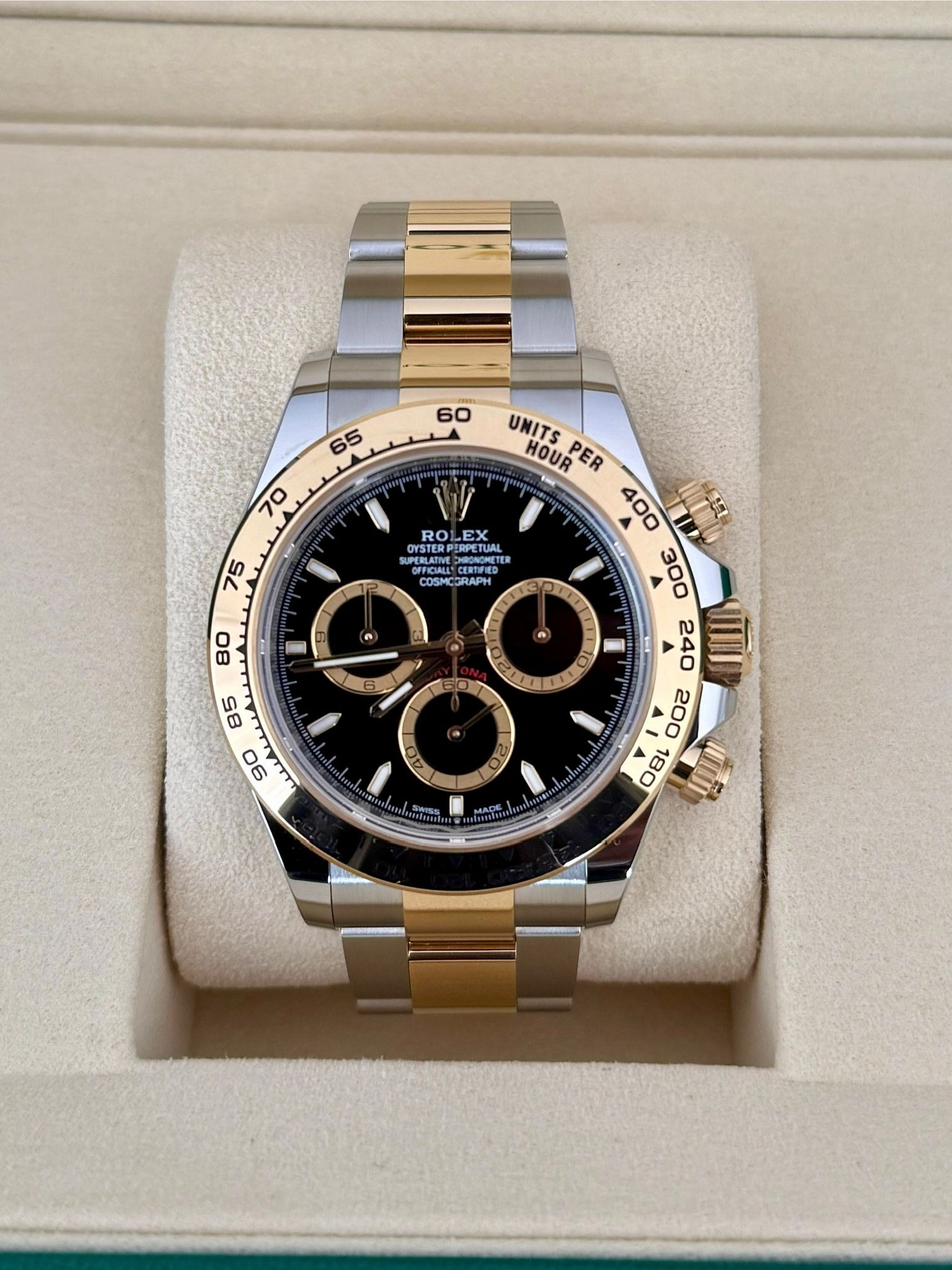 Rolex Daytona yellow gold and steel Black Dial